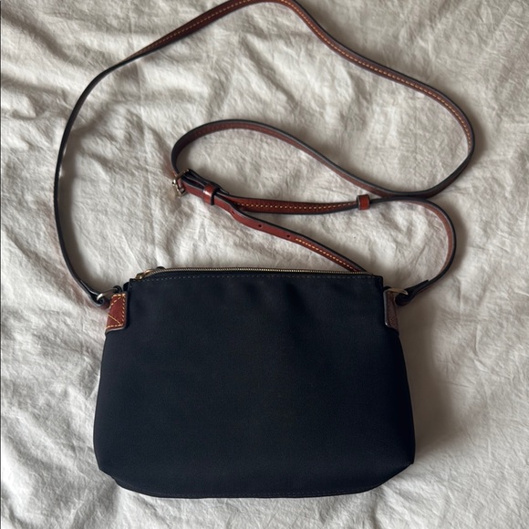 Dooney & Bourke Classic Black Crossbody Bag - Picture 2 of 3